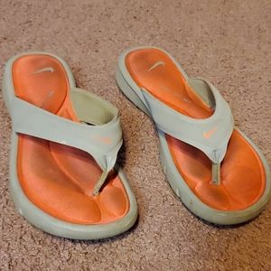 Nike Memory Foam Flip Flops